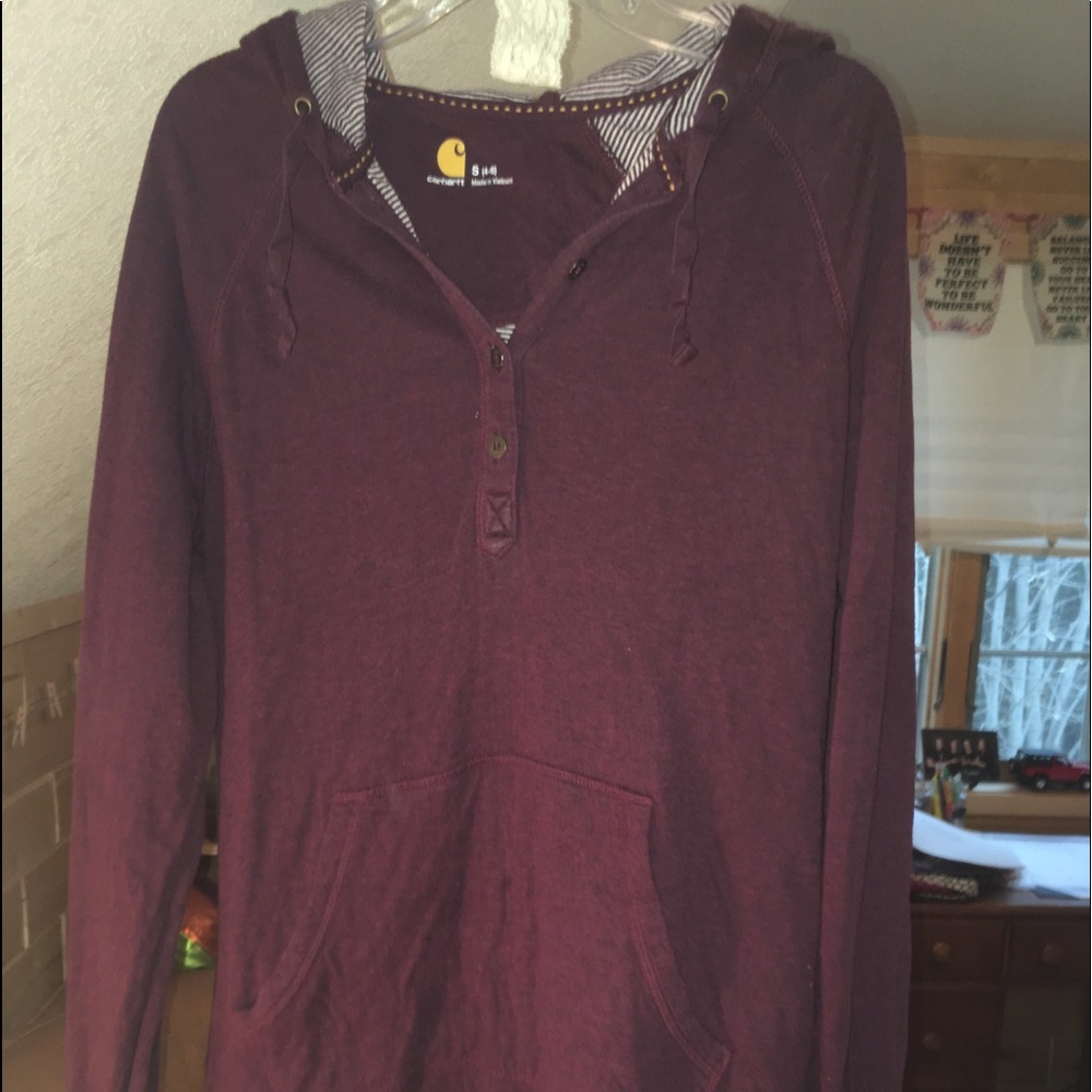 Carhartt woman’s sweatshirt